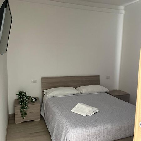 Villa Milano Apt. N. 5 Exteriör bild