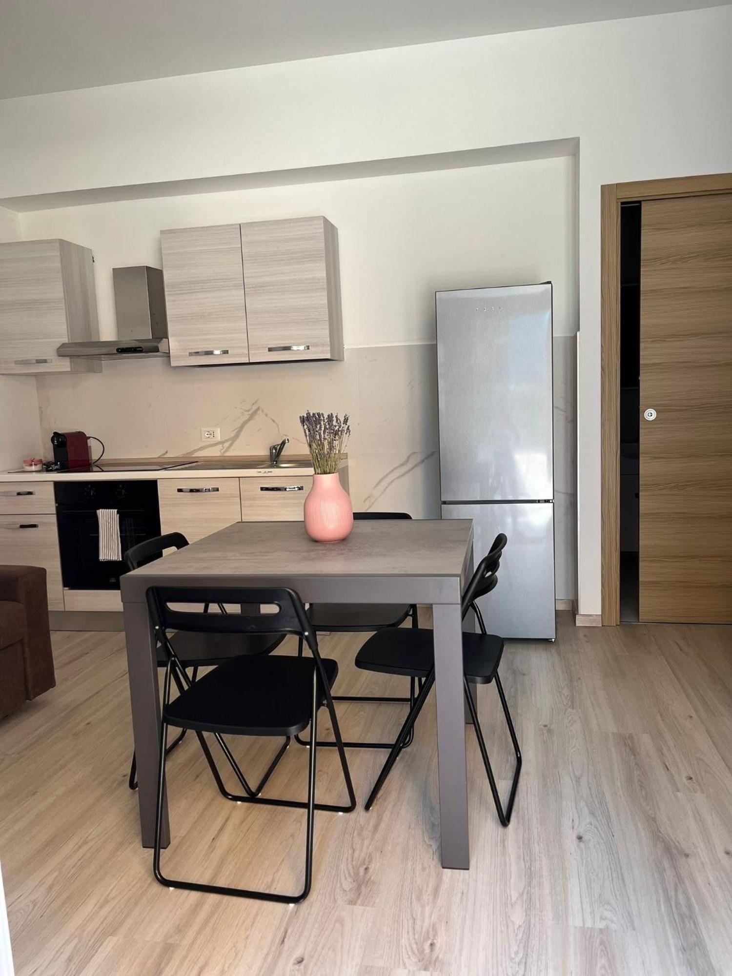 Villa Milano Apt. N. 5 Exteriör bild